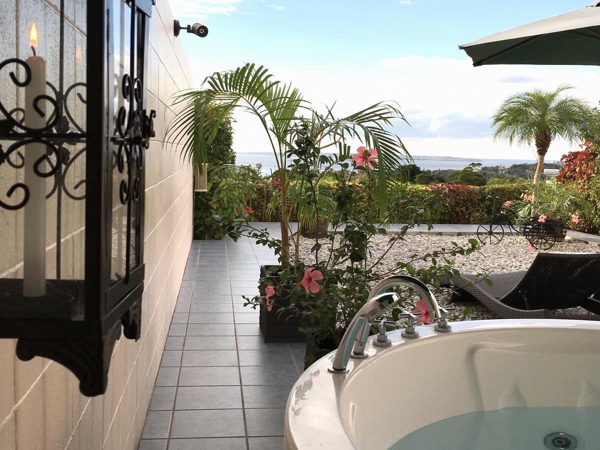 Villa Motobu Hills Екстериор снимка