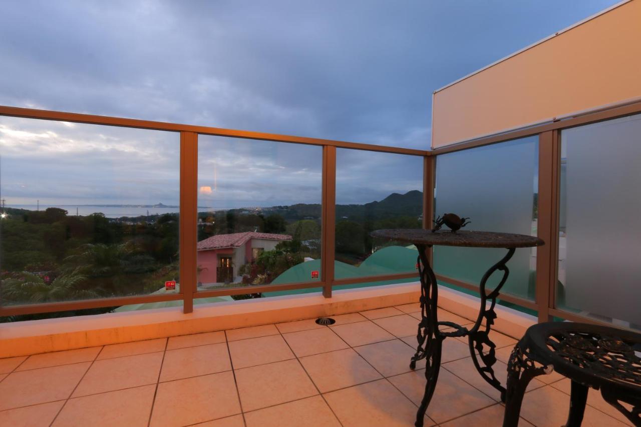 Villa Motobu Hills Екстериор снимка
