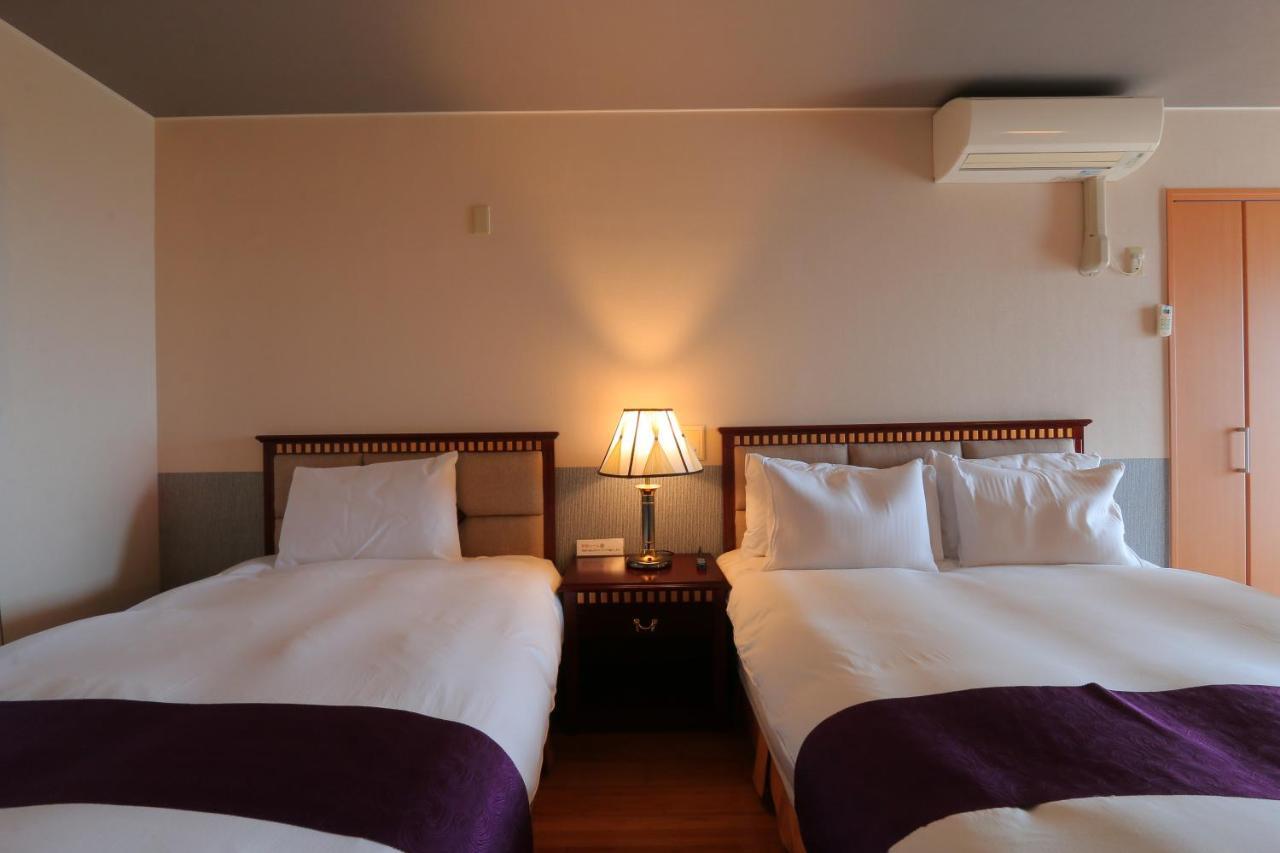 Villa Motobu Hills Екстериор снимка